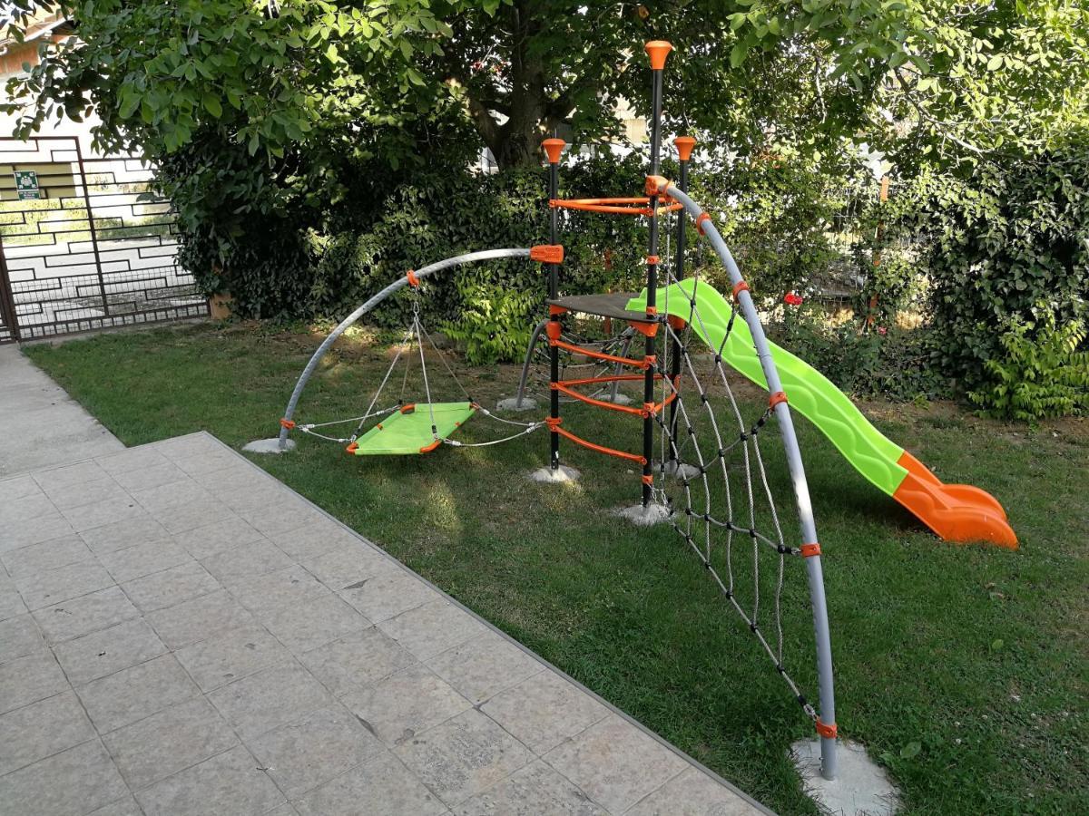 קורבו Pensiunea Socrita מראה חיצוני תמונה